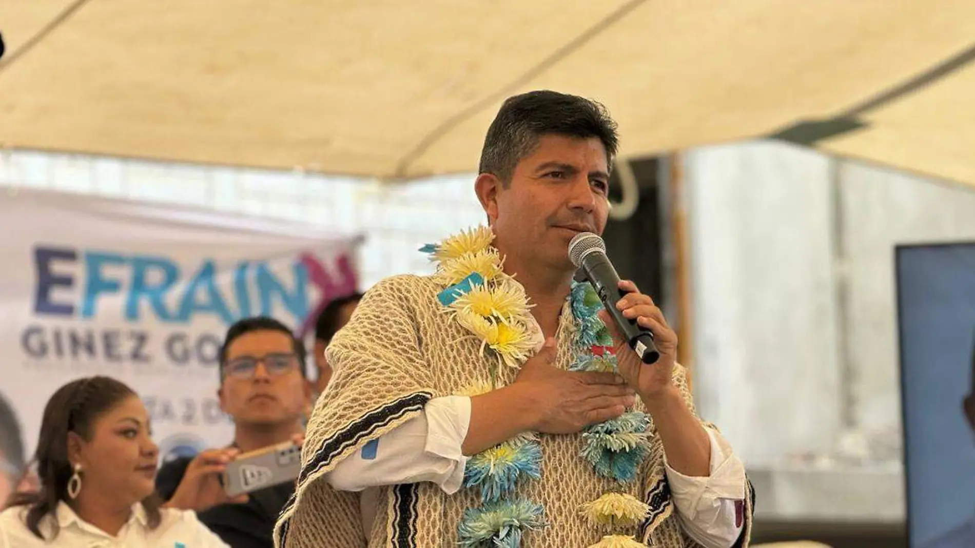 El candidato a la gubernatura por la coalición Mejor Rumbo para Puebla, Eduardo Rivera Pérez